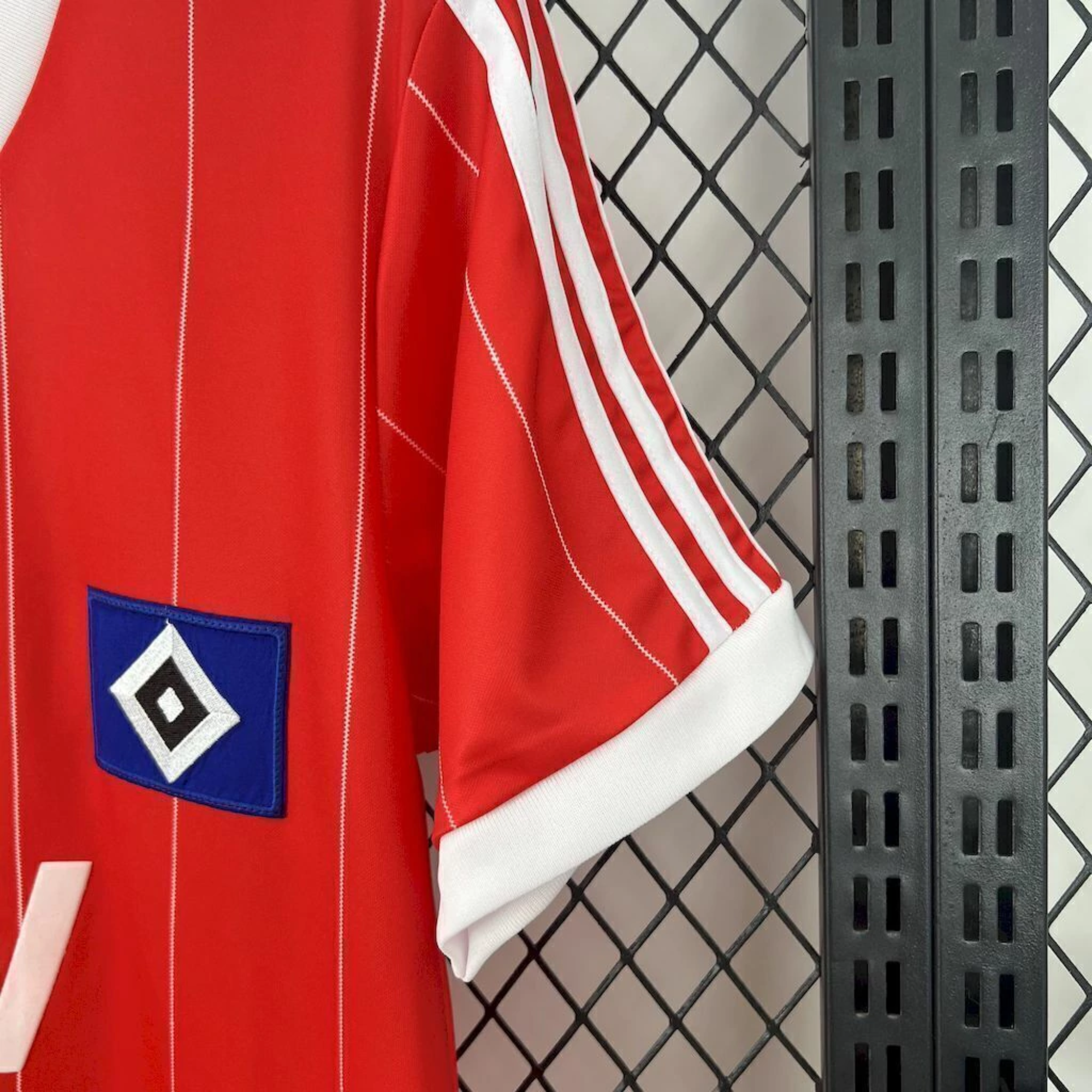 Hamburger SV Retro Heim Trikot 83/84